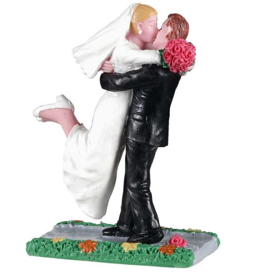 The Newlyweds Miniature  Lemax Collection 2020 Figurine Christmas Village